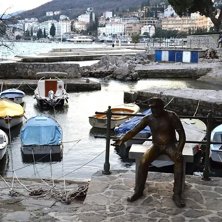 Leona * Ловран